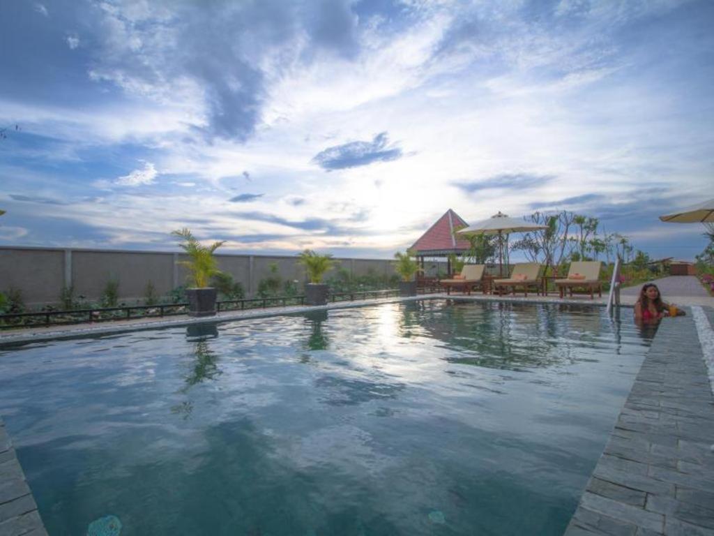 Ry'S Lotus Resort D'Angkor Siem Reap Exterior photo